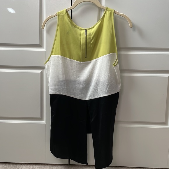BCBG Lucie colorblock open back top small - Picture 6 of 13